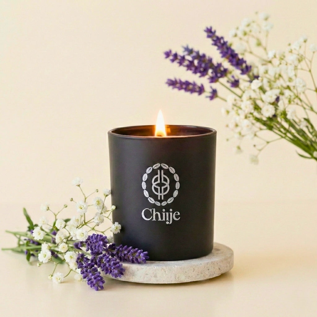 Nº4 Echoes of Oud — Signature Candle