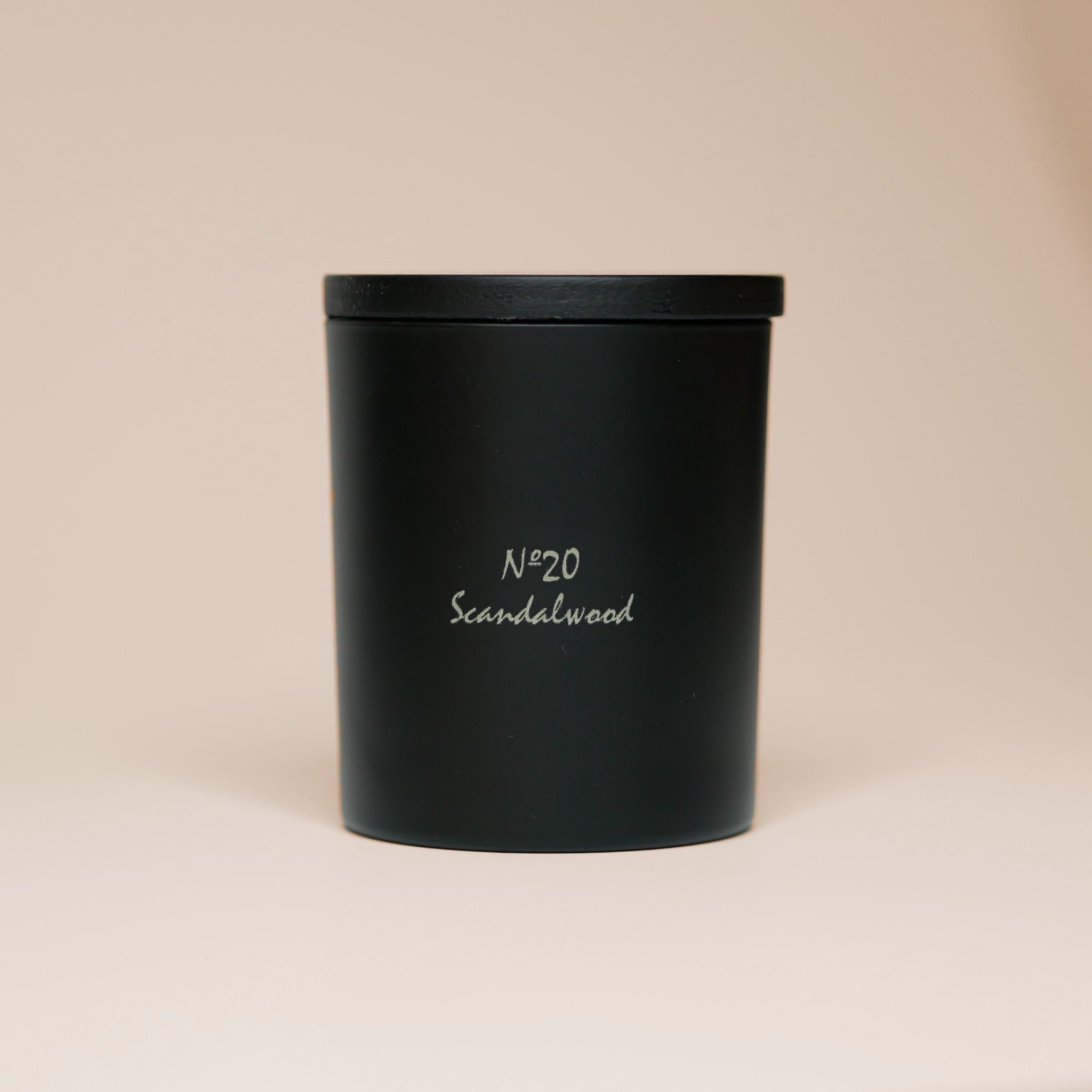 Nº20 Scandalwood - Signature Candle
