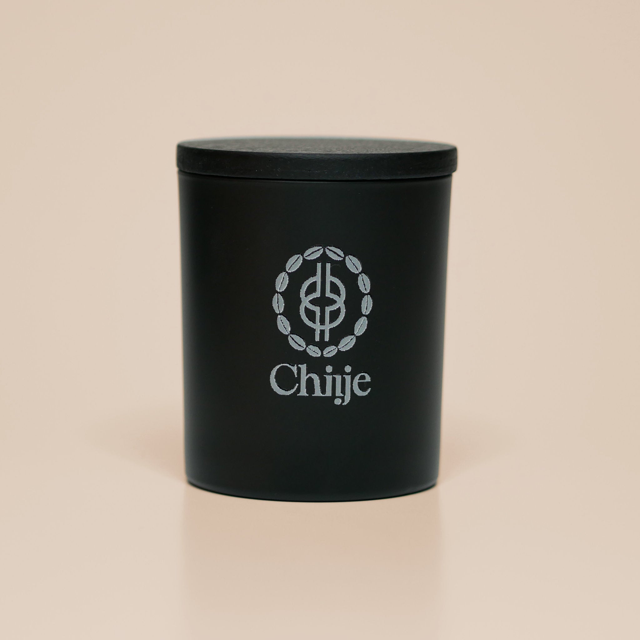 Nº4 Echoes of Oud - Signature Candle