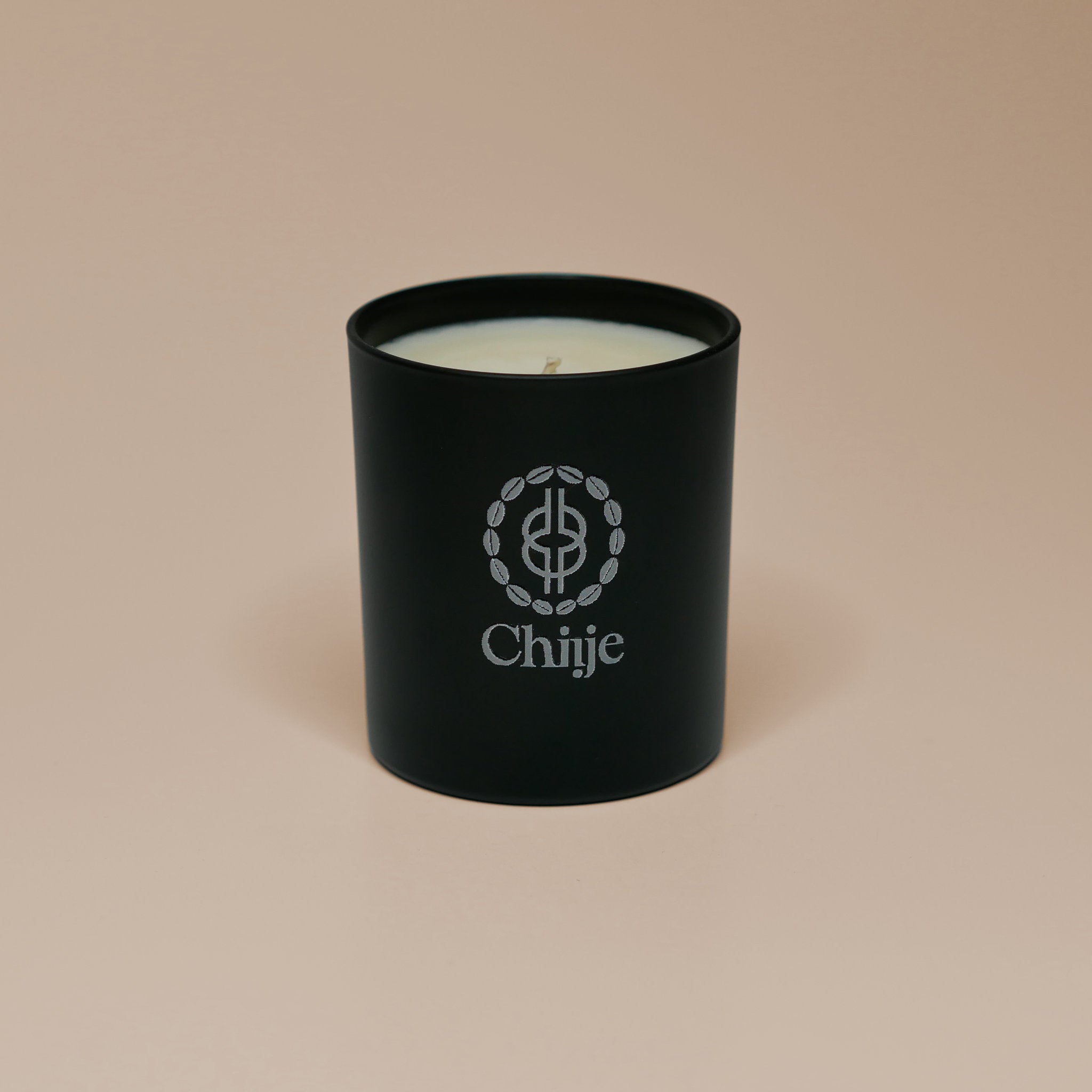 Nº4 Echoes of Oud - Signature Candle